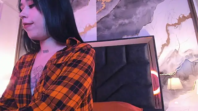 SusanVilla Live XXX Chat