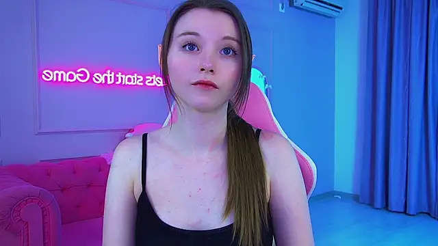 KeiraAsti Chat XXX live