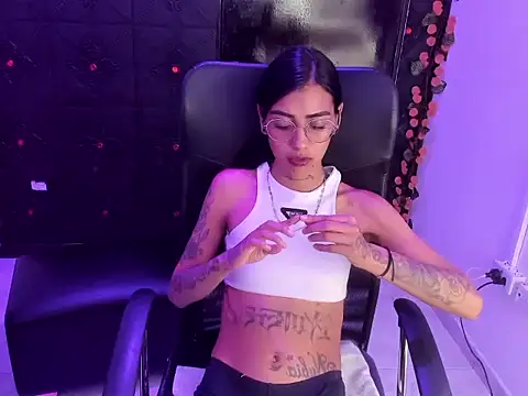 แชท XXX สดของ KarlaSlutSkinny__