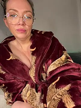 FemDom_RubyKnightXXO Chat XXX in diretta