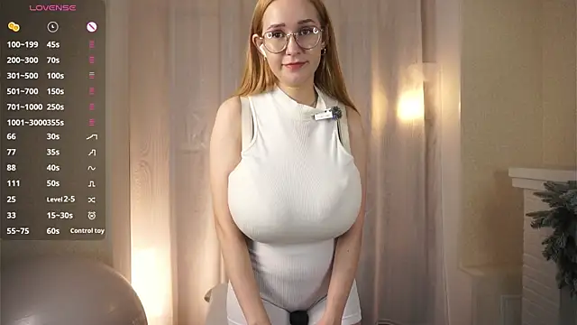 SallyDeniken live XXX chat