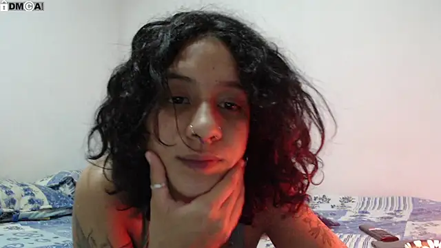 Chat XXX en directo de AlinaWoolf_