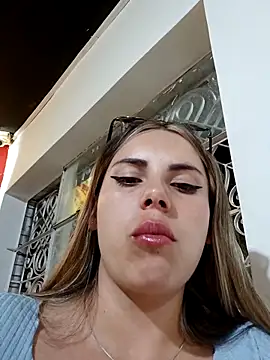 Chat XXX ao vivo de Cata_city1106