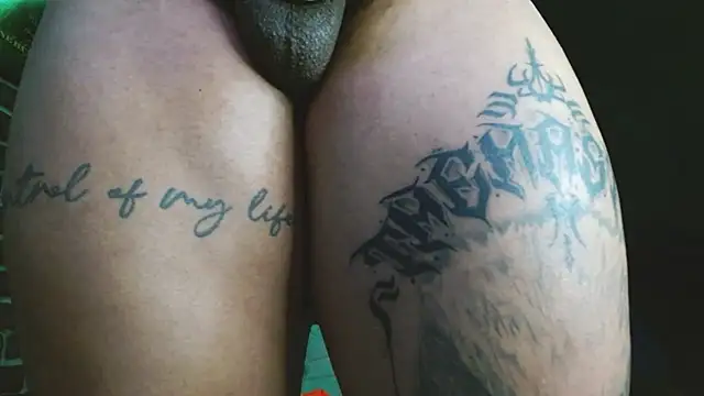 XXX chat uživo modela jordan_bigcock_