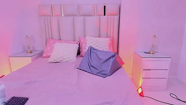 alanarose18n Live XXX chat