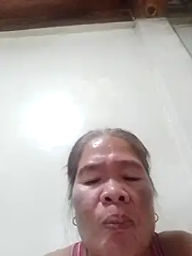 sexylizzy4u Show in webcam