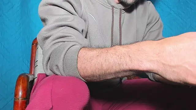 XXX chat uživo modela damn_fox