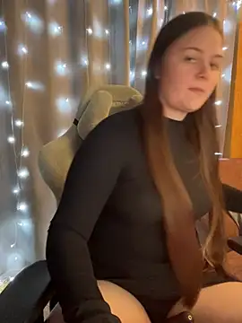 Show modela Kitten_Sasha na web-kameri