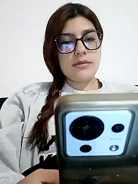 sweet_temari élő XXX-chatje