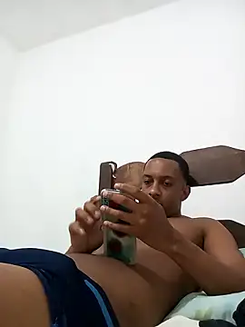 Pretinhoo25 – webcam-show