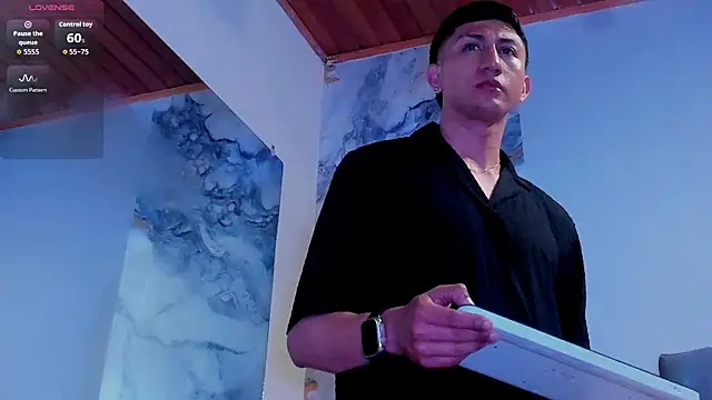 Онлайн ча т XXX oliver_mr_