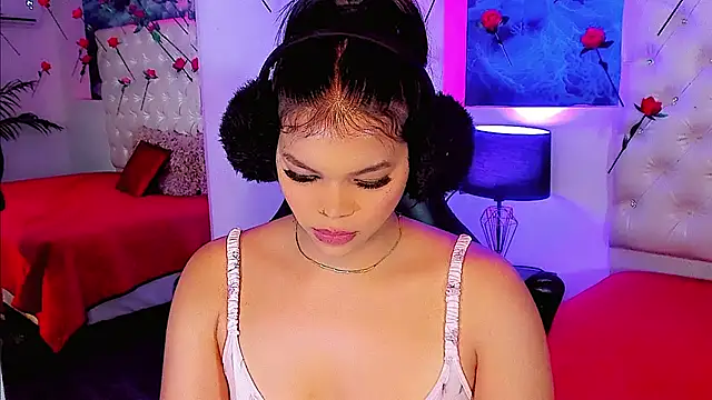 Keira_Fox31's Live XXX Chat