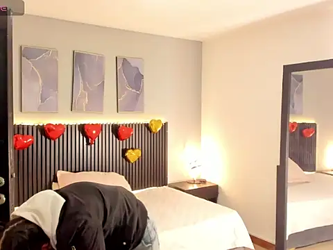 Julieta_Slav3's Live XXX Chat