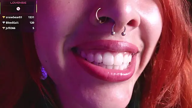 bri_von_dhara__: онлайн-секс-чат