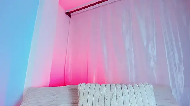 EmilyWithe Chat XXX live