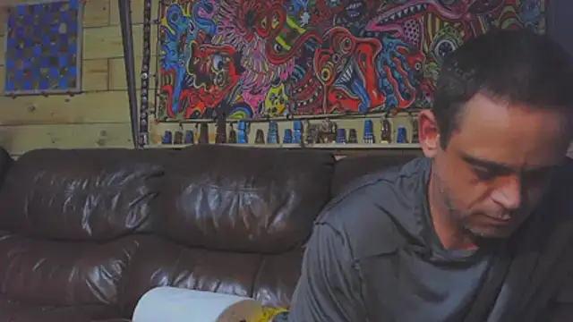 Buffshagswell élő XXX-chatje