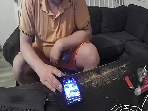 YourLoveBoyKevinのウェブカメラショー