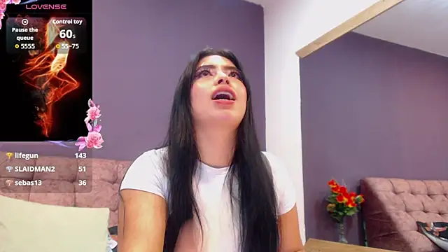 Chat +18 de KateWelsin ao vivo