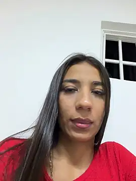 Carolina_1111 Chat XXX in diretta