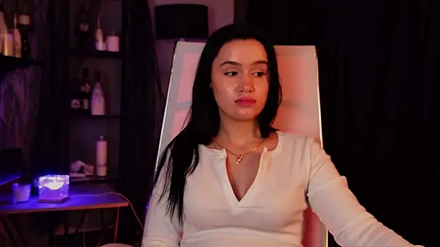 Chatroom XXX en direct de MonicaFarmer