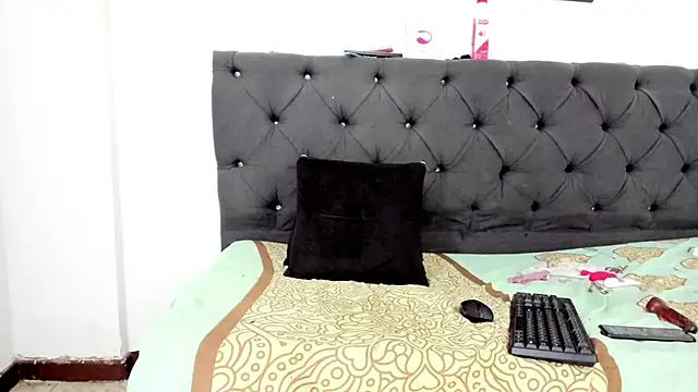 Audaxia666DollのライブXXXチャット