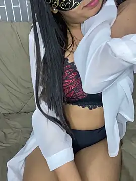 __butterfly___ Adlı Modelin Canlı XXX Sohbeti