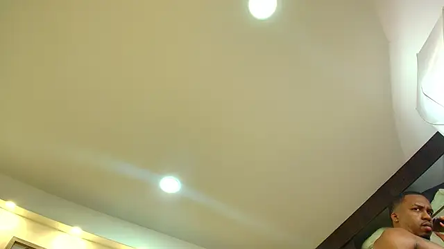 แชท XXX สดของ DenzelRios