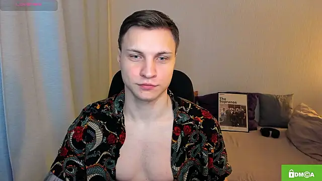 handsome_guy01: απευθείας συνομιλία ΧΧΧ