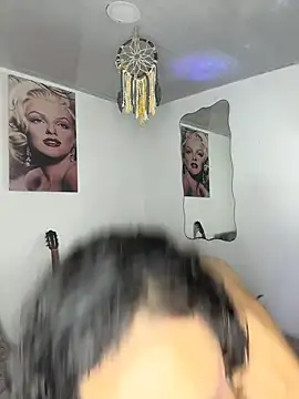 Czat XXX na żywo – Mydreams69