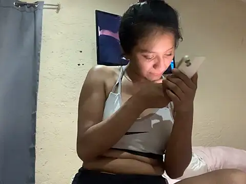 SinMoraaaa 라이브 XXX 채팅