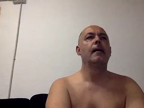 futbolin94のライブXXXチャット