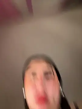 Miichiin Live XXX chat