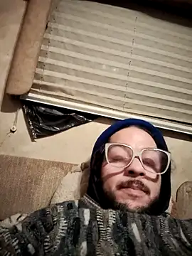 Chatroom XXX en direct de Shinlelove31