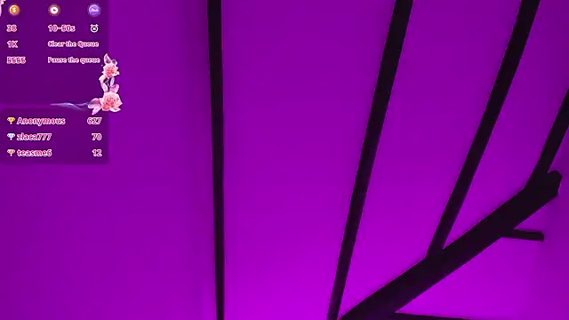 Abbyevaans Adlı Modelin Canlı XXX Sohbeti