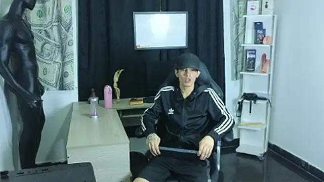 Pokazy przed kamerką – Pride_couple