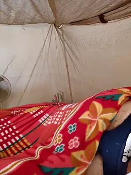 Webkamerová show PIG_FUCKER_DADDY