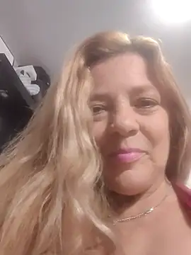 karlaanqui1's Webcam Show