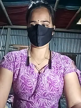 Show modela Sexy-Binita na web-kameri