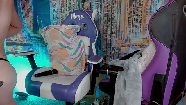 IM_MAYA Chat XXX in diretta