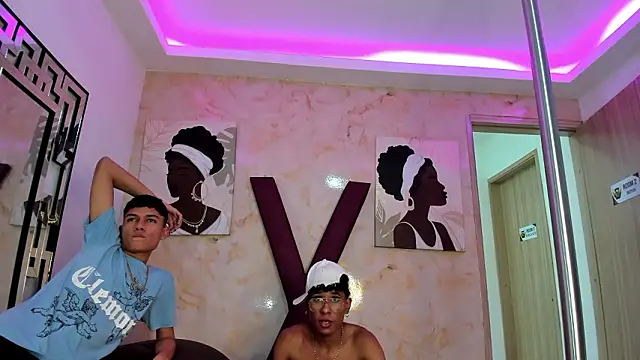 COUPLES_BOYS Obrolan Langsung XXX