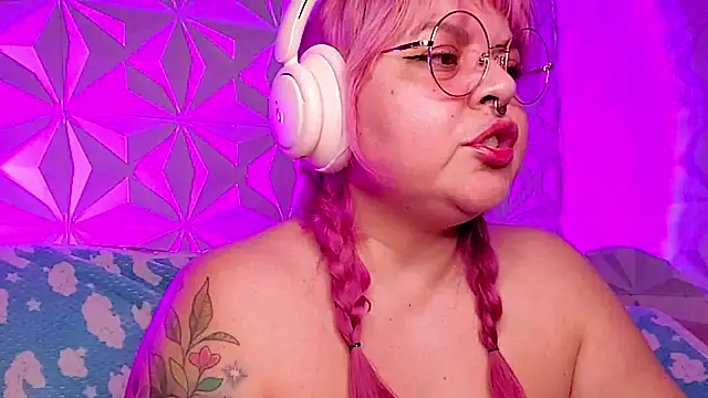 Czat XXX na żywo – Satyn_doll