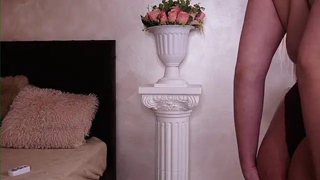 VictoriaMorrone 现场XXX聊天