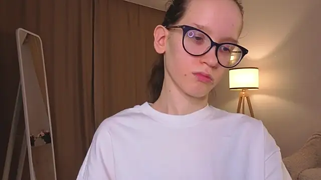 XXX chat uživo modela BettyBrowni