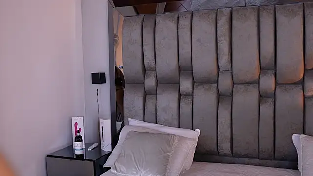 XXX chat uživo modela Luu_Princess