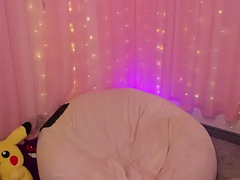 Czat XXX na żywo – Monita_Cute