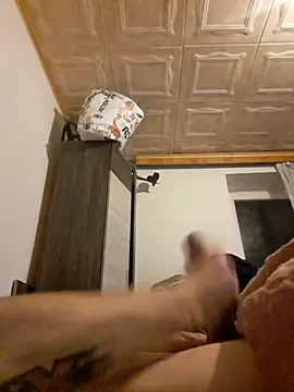 Jimmy8999 Live XXX-chat