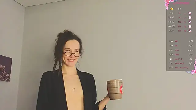 laracroftmansion 网络视讯表演