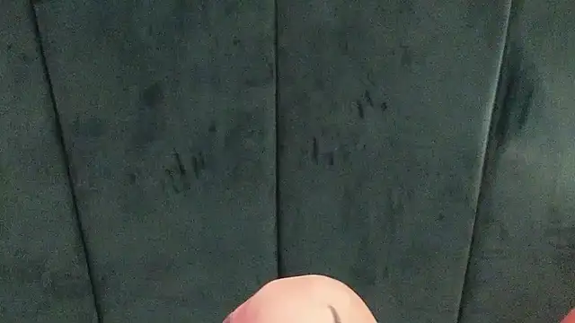 Aaron_Eze 网络视讯表演