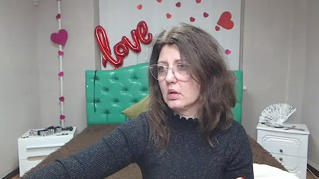 RoseHille Adlı Modelin Canlı XXX Sohbeti