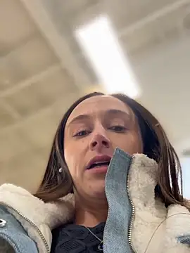 lunagirl13 Chat XXX in diretta